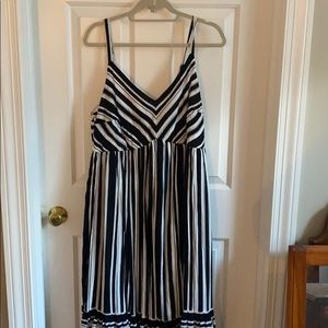 long, black and white dress